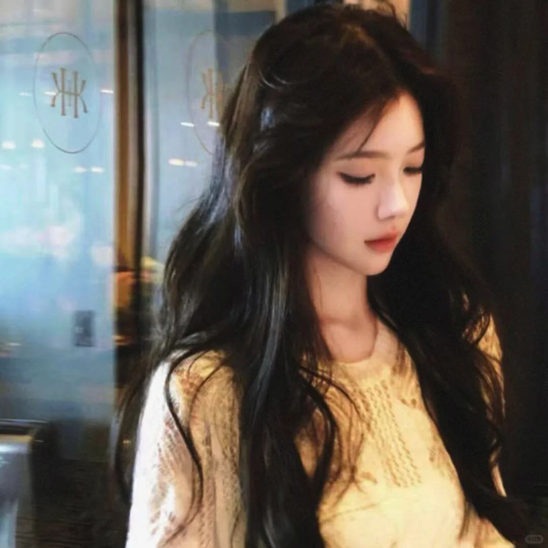 𝙒𝙚𝘾𝙝𝙖𝙩女头|御姐风头像