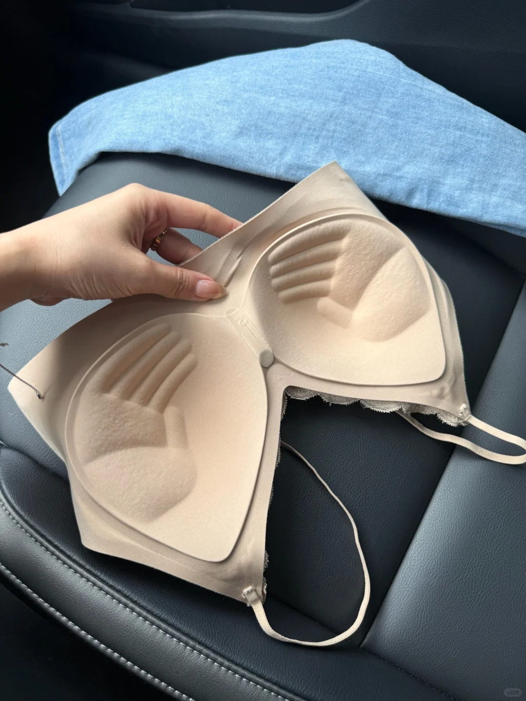 小胸momo！一定要拥有这件内衣🥹