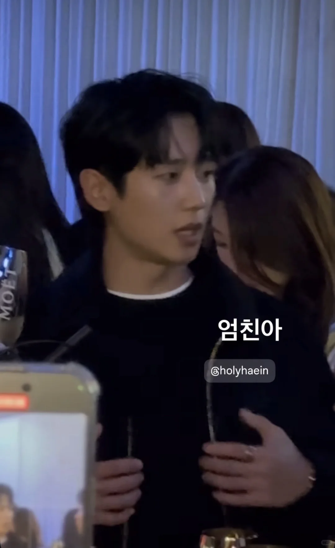 🇰🇷对不起张元英我真的不是故意的😢