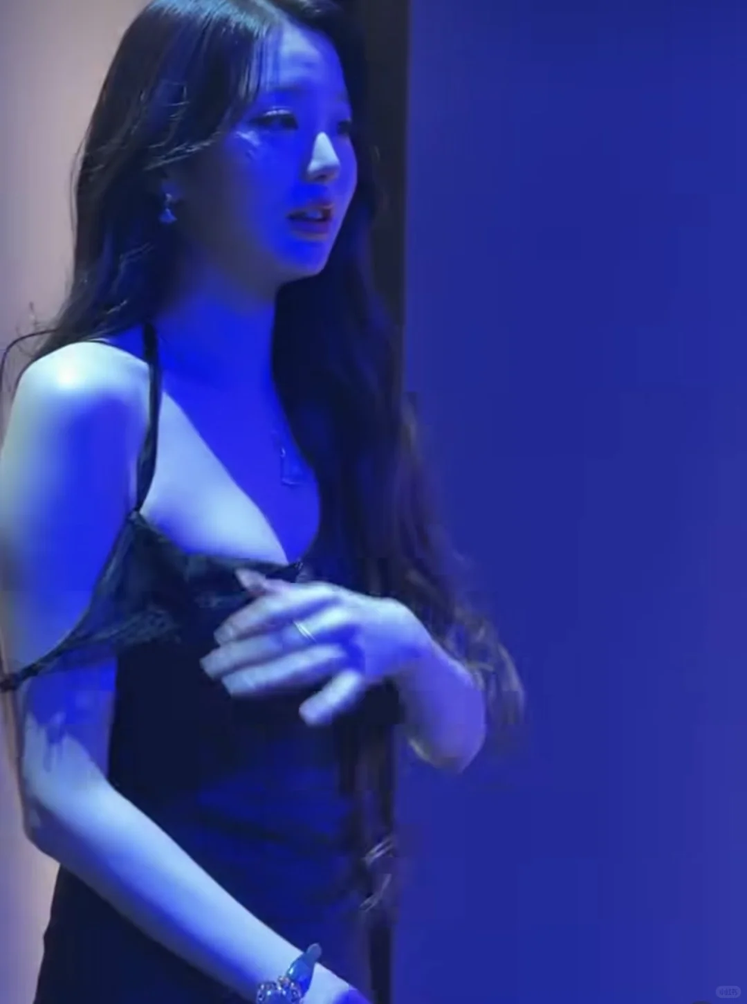 🇰🇷对不起张元英我真的不是故意的😢