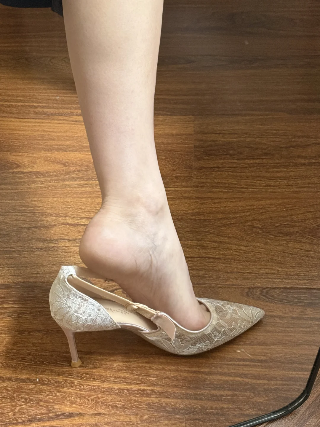蕾丝是古希腊掌管纯欲的神！！