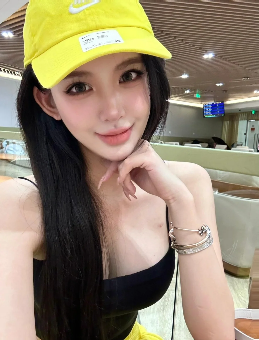 直微翘bi真是泼天的富贵！古希腊掌管美丽的