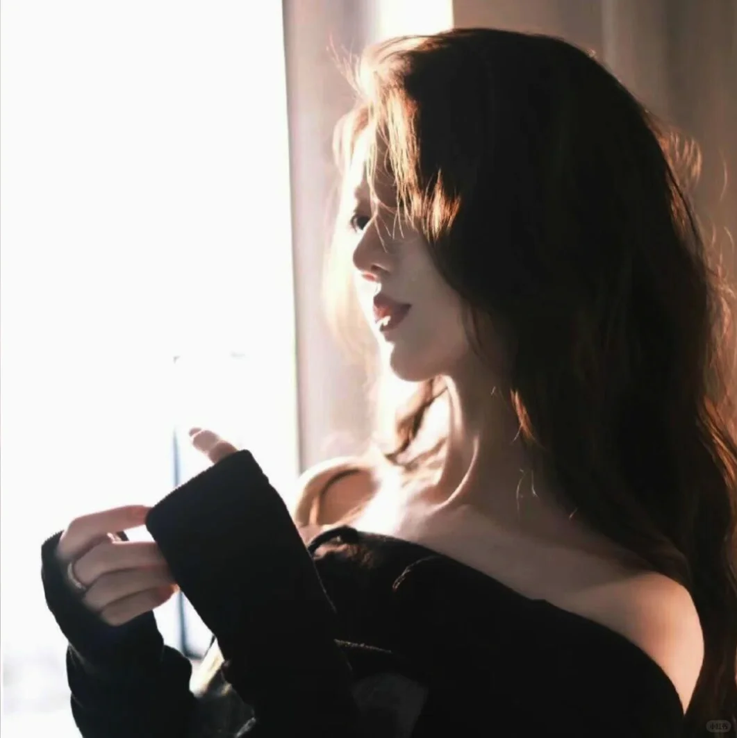 𝙒𝙚𝘾𝙝𝙖𝙩女头|御姐风头像