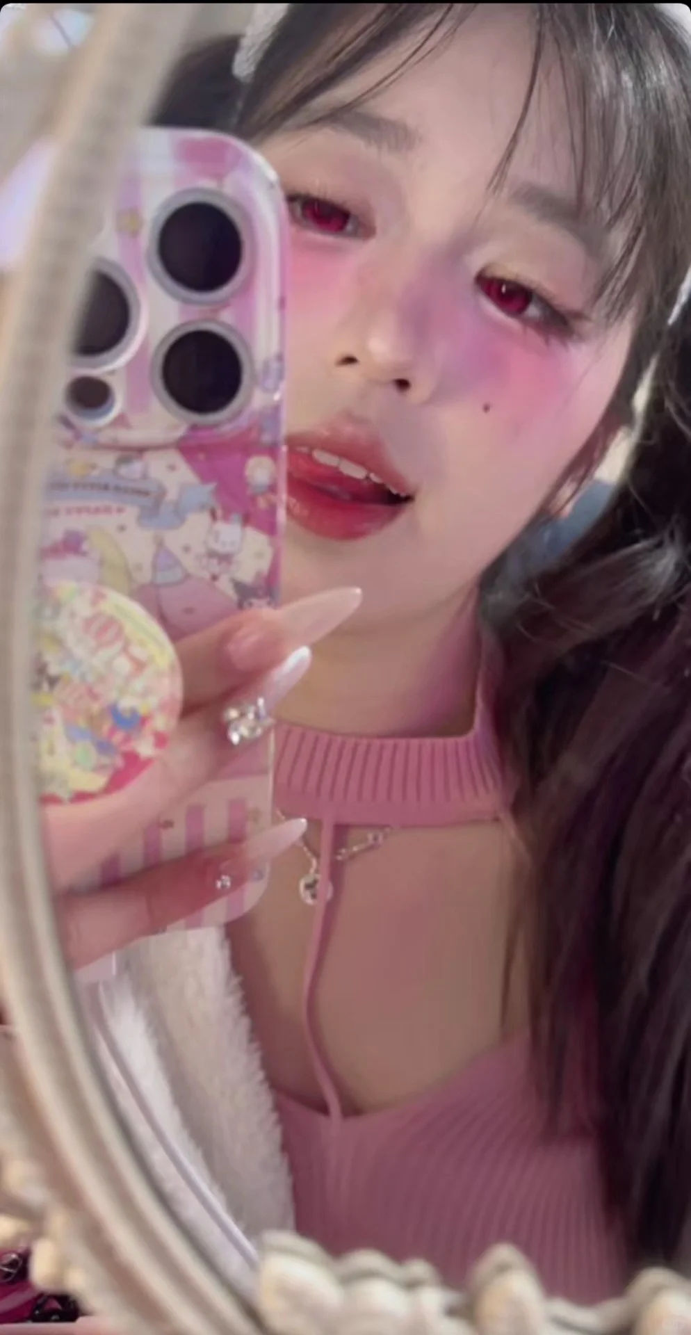 粉丝截图 红色眼睛真的是人生特效了