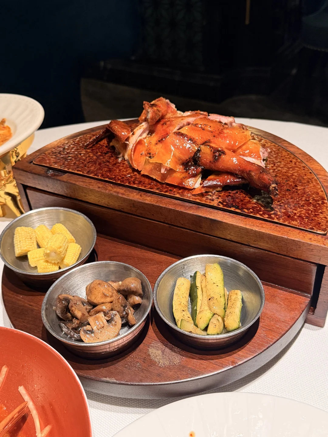 live图|肌肉女看展的一天