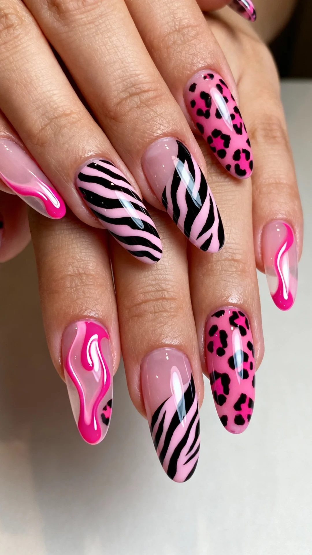 这款「甜酷辣妹甲」真的美到失语!