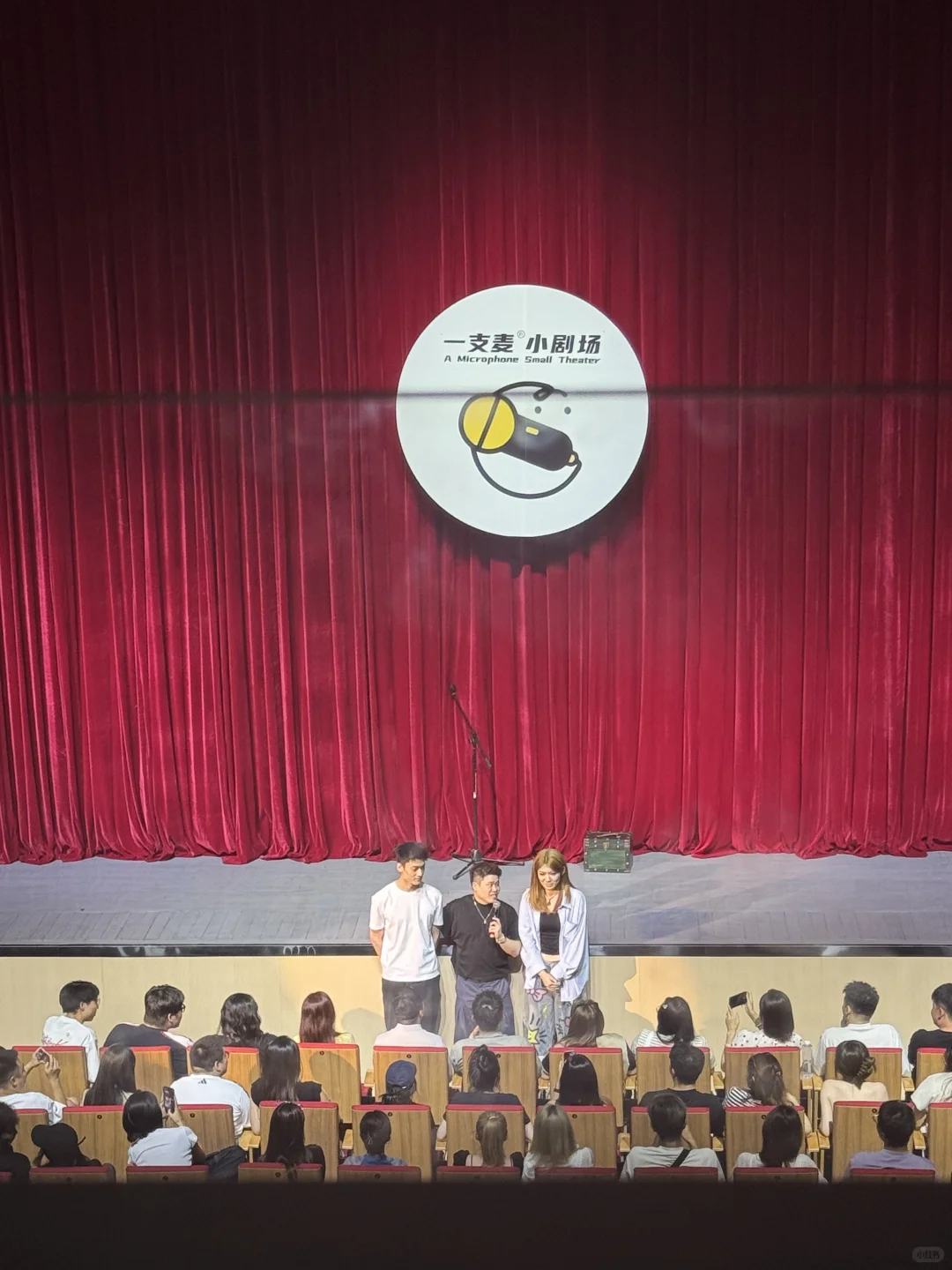 31岁单身美少女来看二狗啦