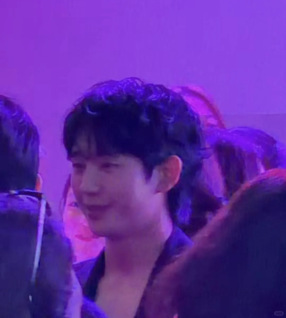 🇰🇷对不起张元英我真的不是故意的😢