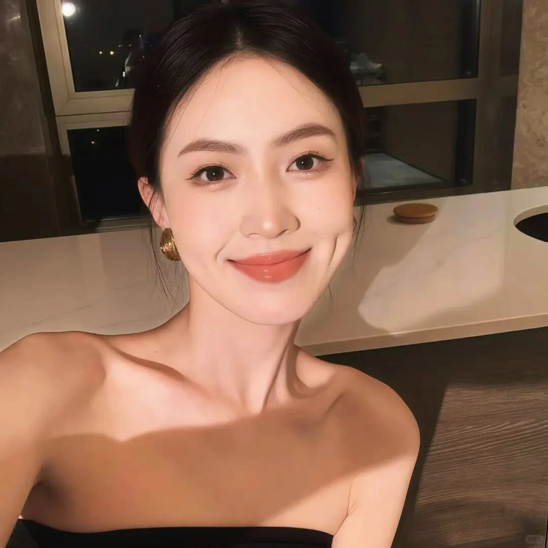 𝙒𝙚𝘾𝙝𝙖𝙩女头|御姐风头像