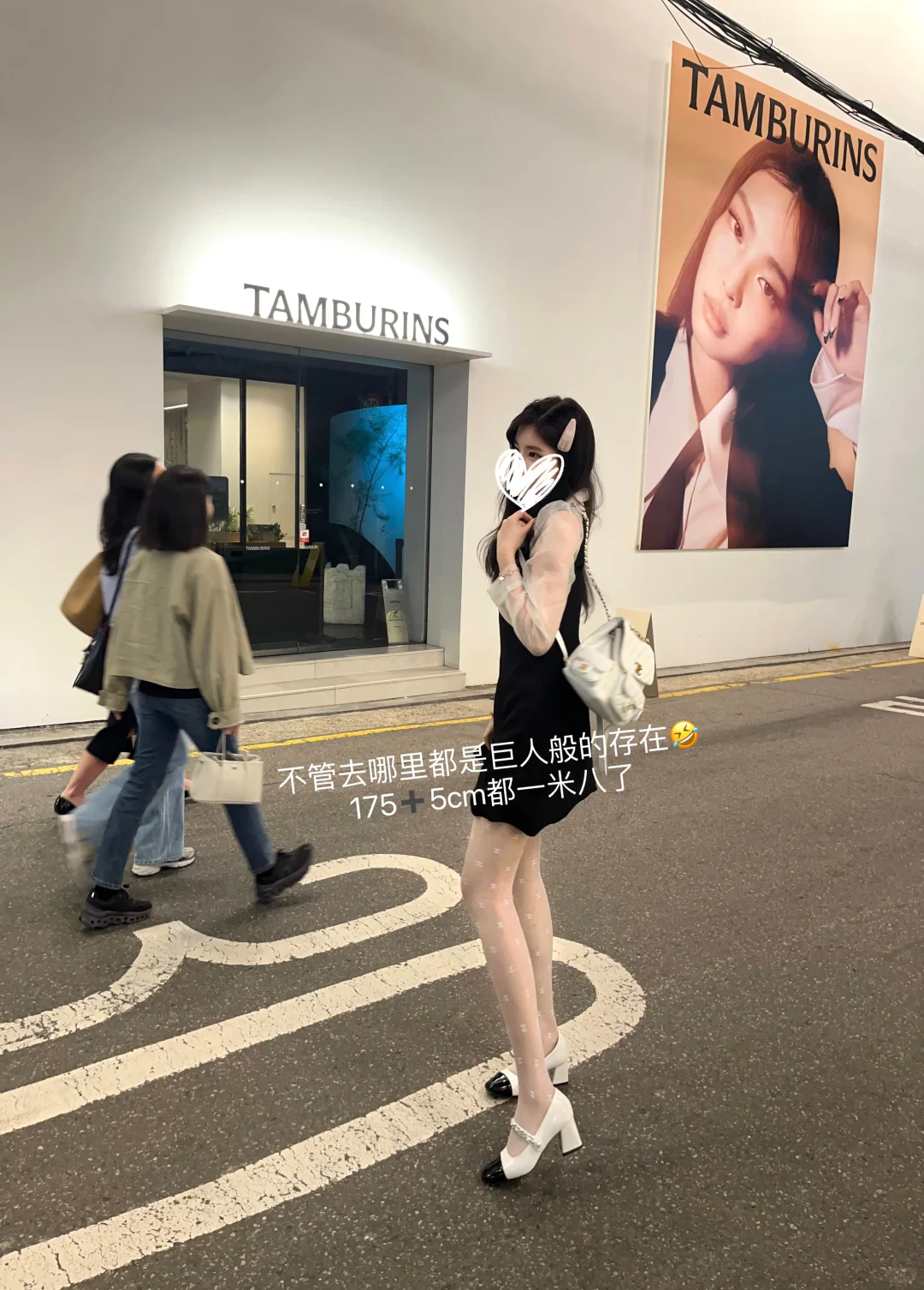 谁信这张清纯的脸居然有一米八