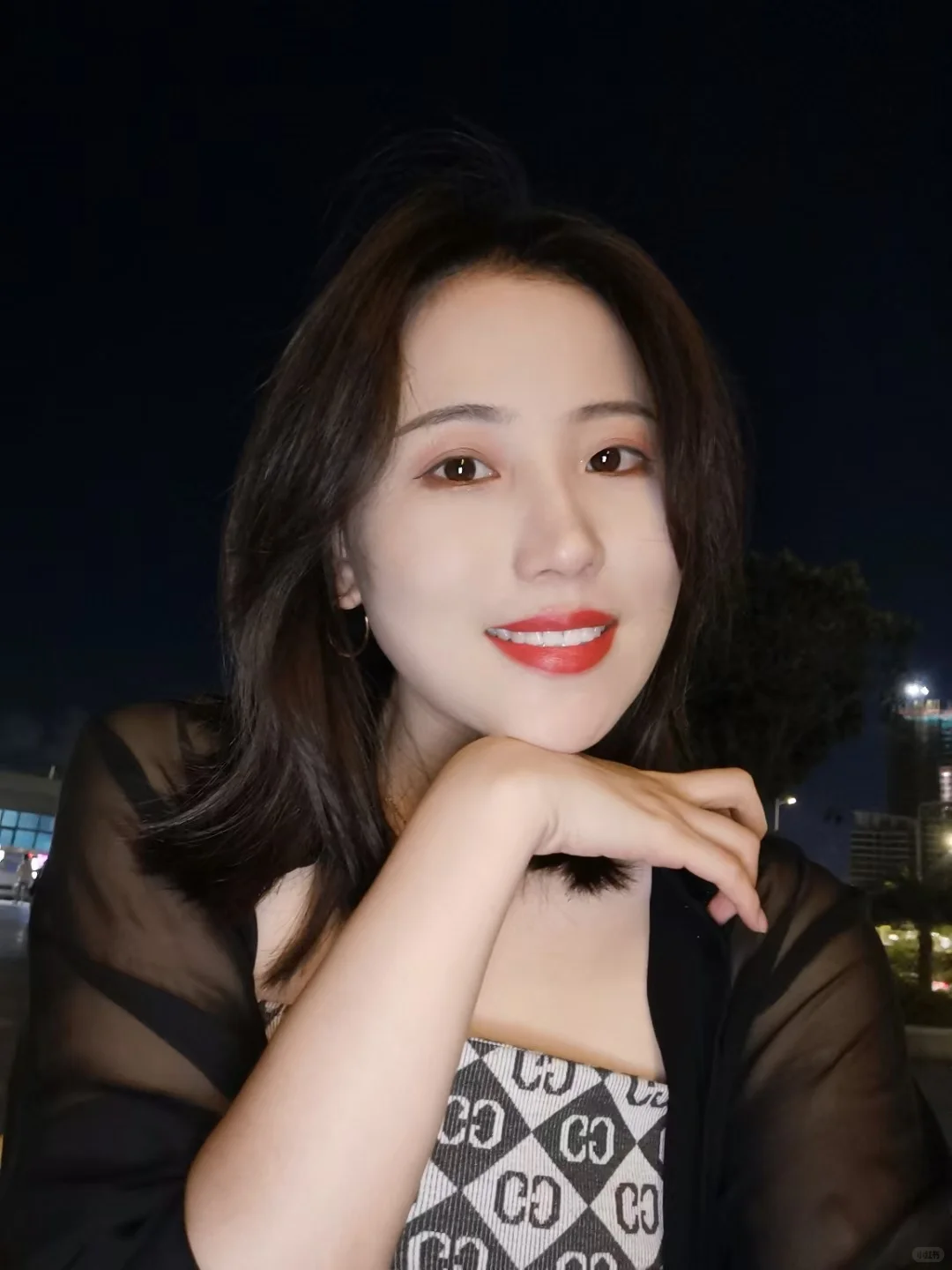 今天是温柔的白月光美女人妻