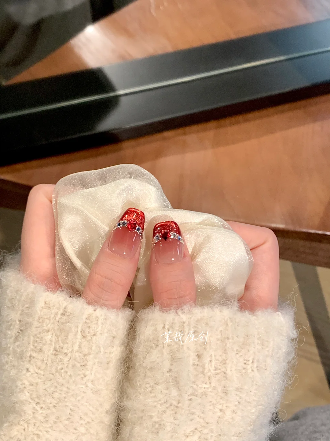 红昭愿🥀偏光红色猫眼法式❤️‍🔥红宝石爆闪
