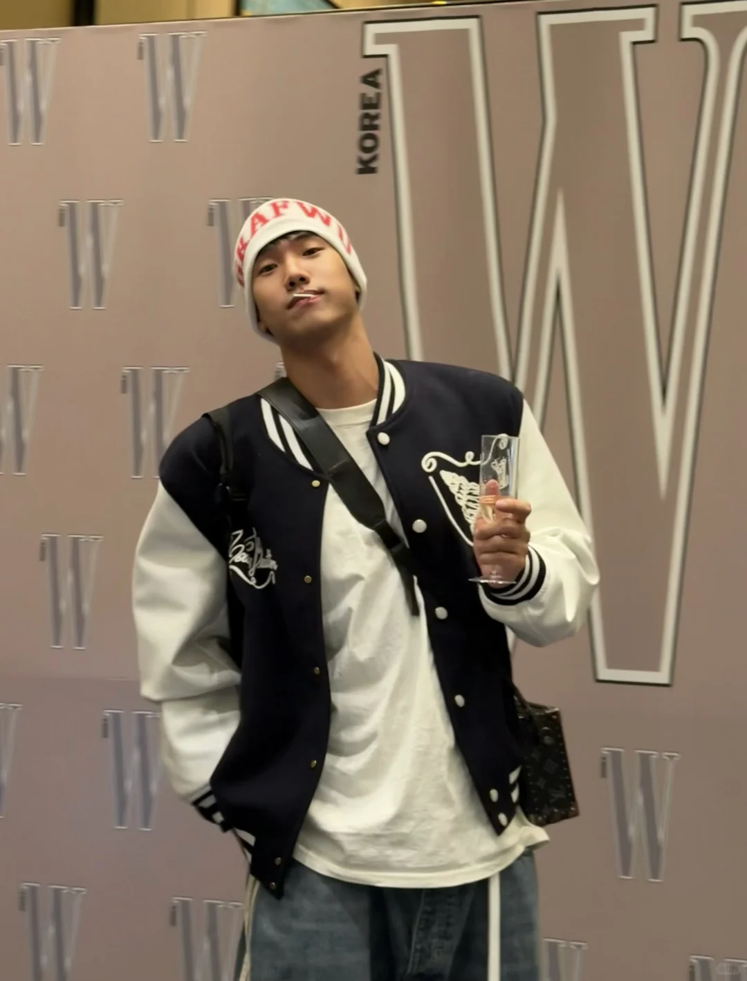 🇰🇷对不起张元英我真的不是故意的😢