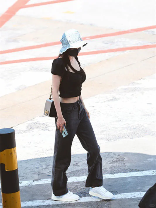 你们猜猜这是谁❓