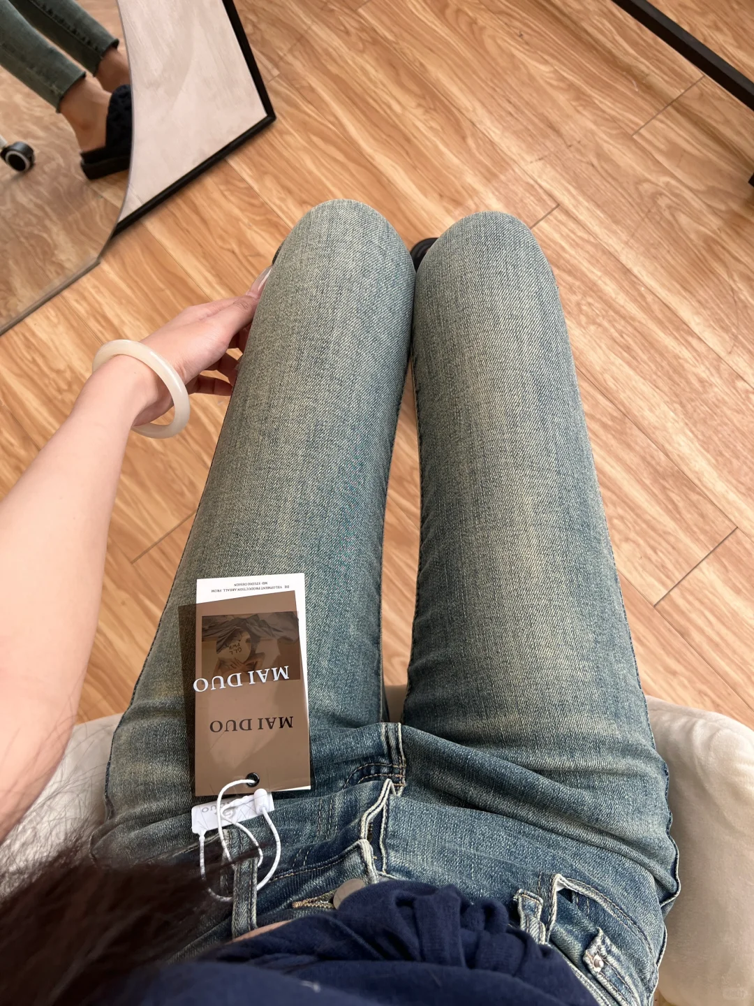 替腿说声谢谢了 超绝韩女感小脚裤！！太辣了