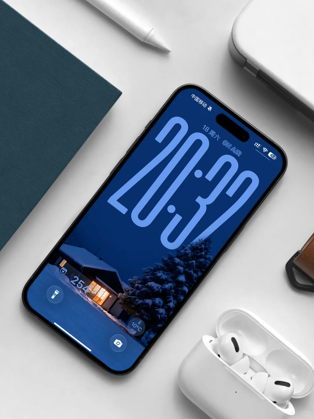 109＃雪夜深色系ios26景深手机壁纸