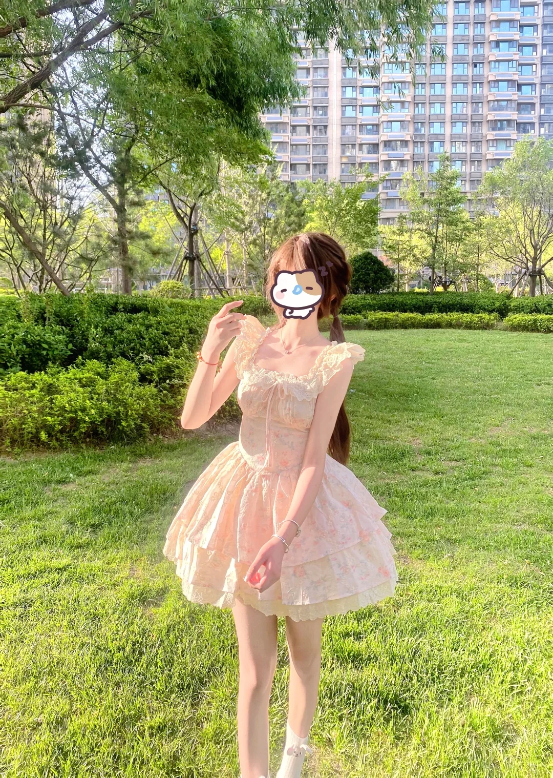 草坪上这样拍好好看呀～