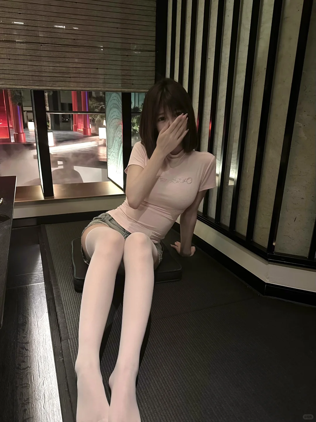 白色丝袜真的好显纯欲