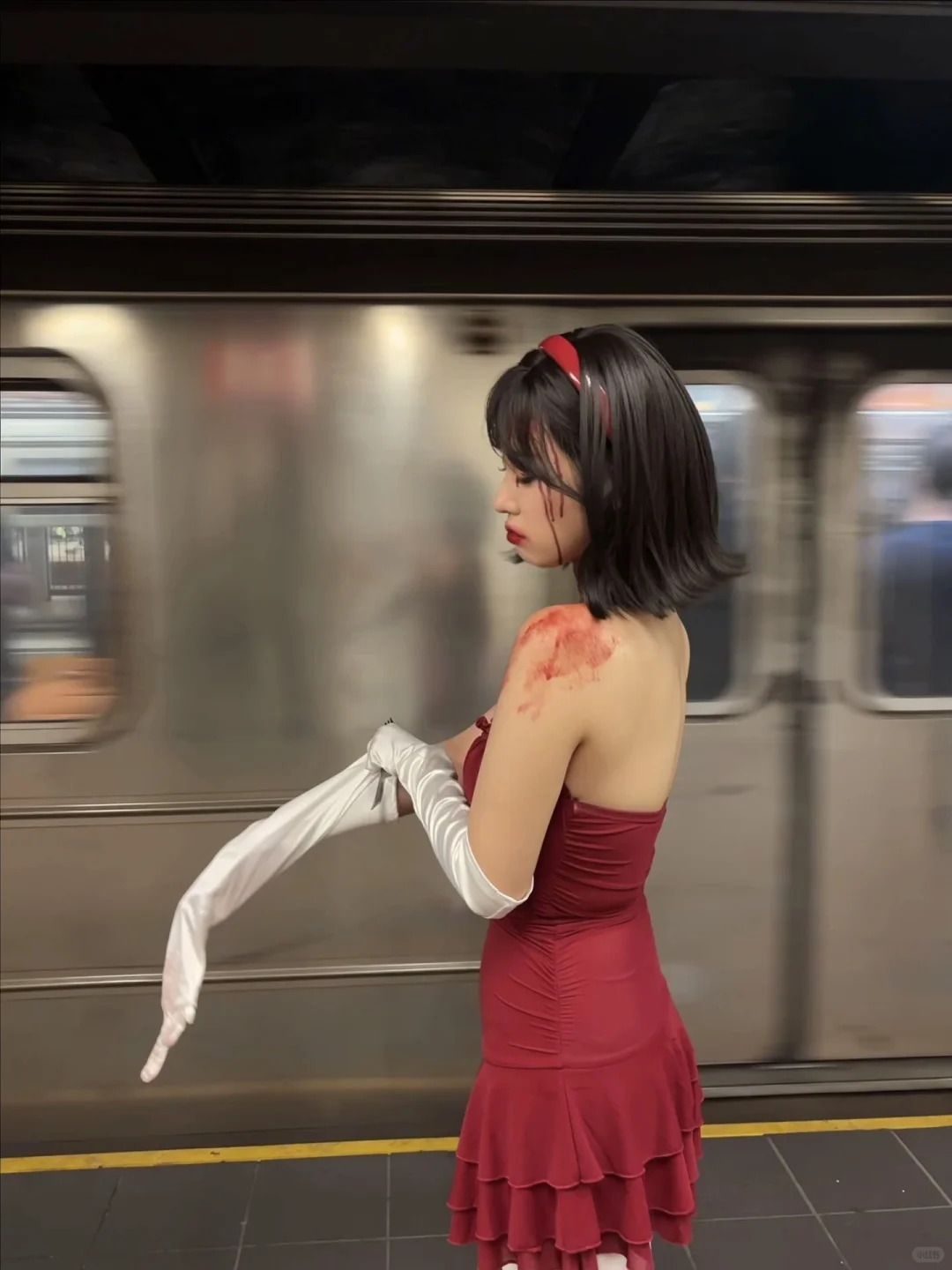 纽约的万圣节的地铁站