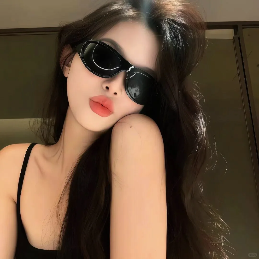 𝙒𝙚𝘾𝙝𝙖𝙩女头|御姐风头像