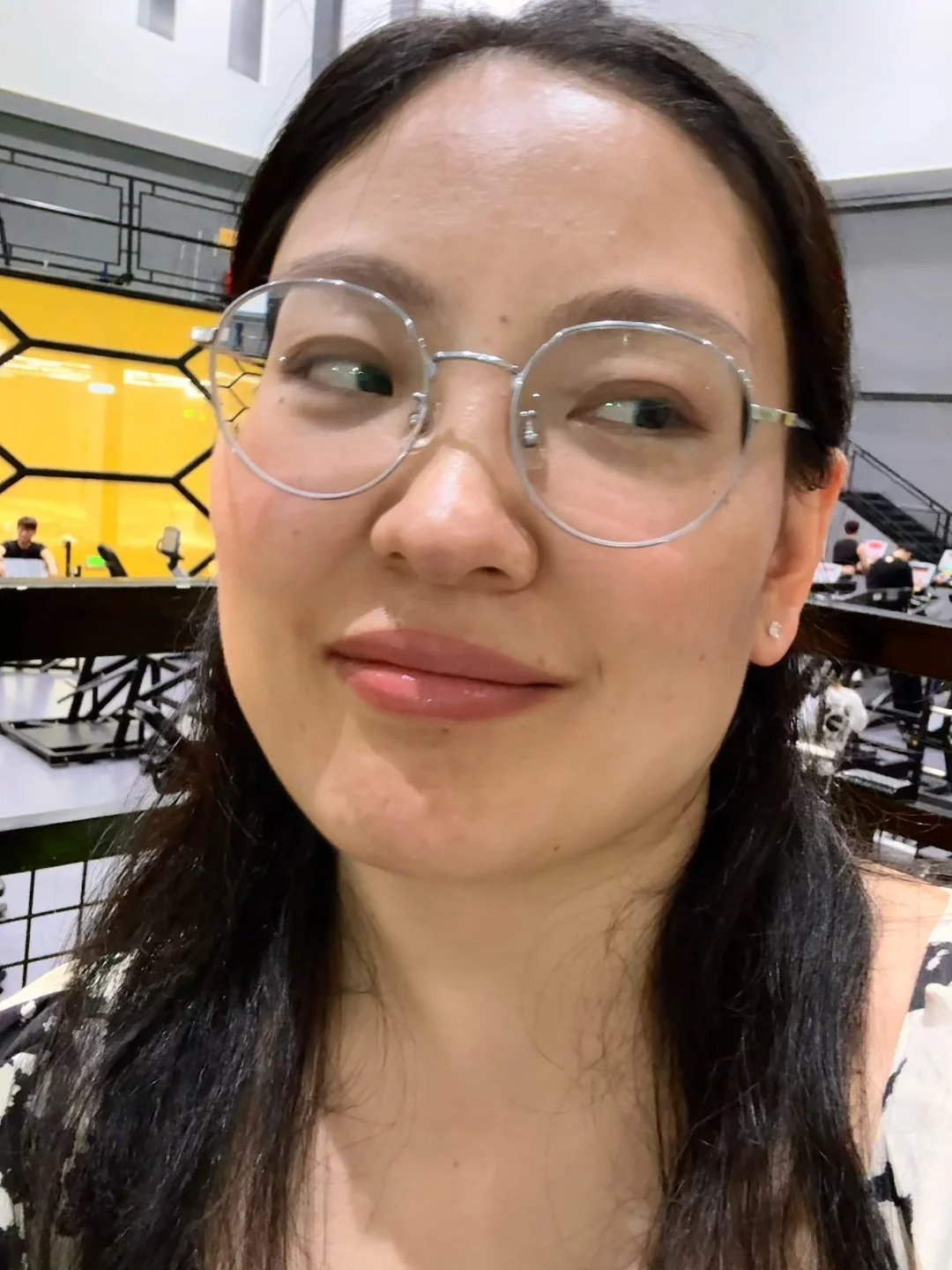 怼脸拍👀