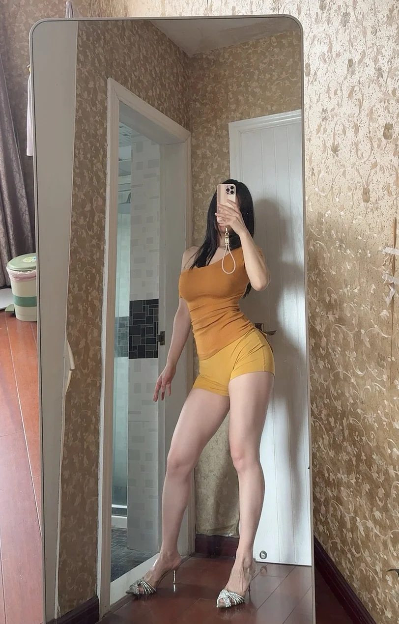夏天的瑜伽服真的是色彩丰富好看