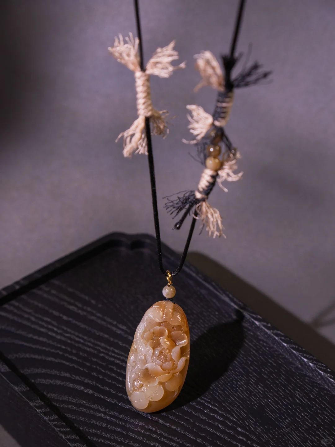 糖色诱人!不是所有的玉都叫且末糖