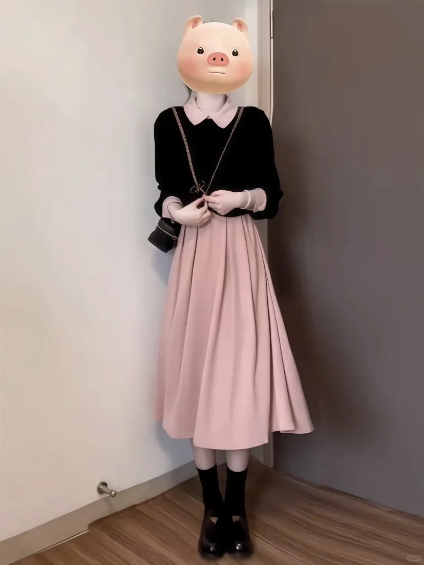 少女心炸裂！这身甜酷粉黑配，约会通勤都百搭