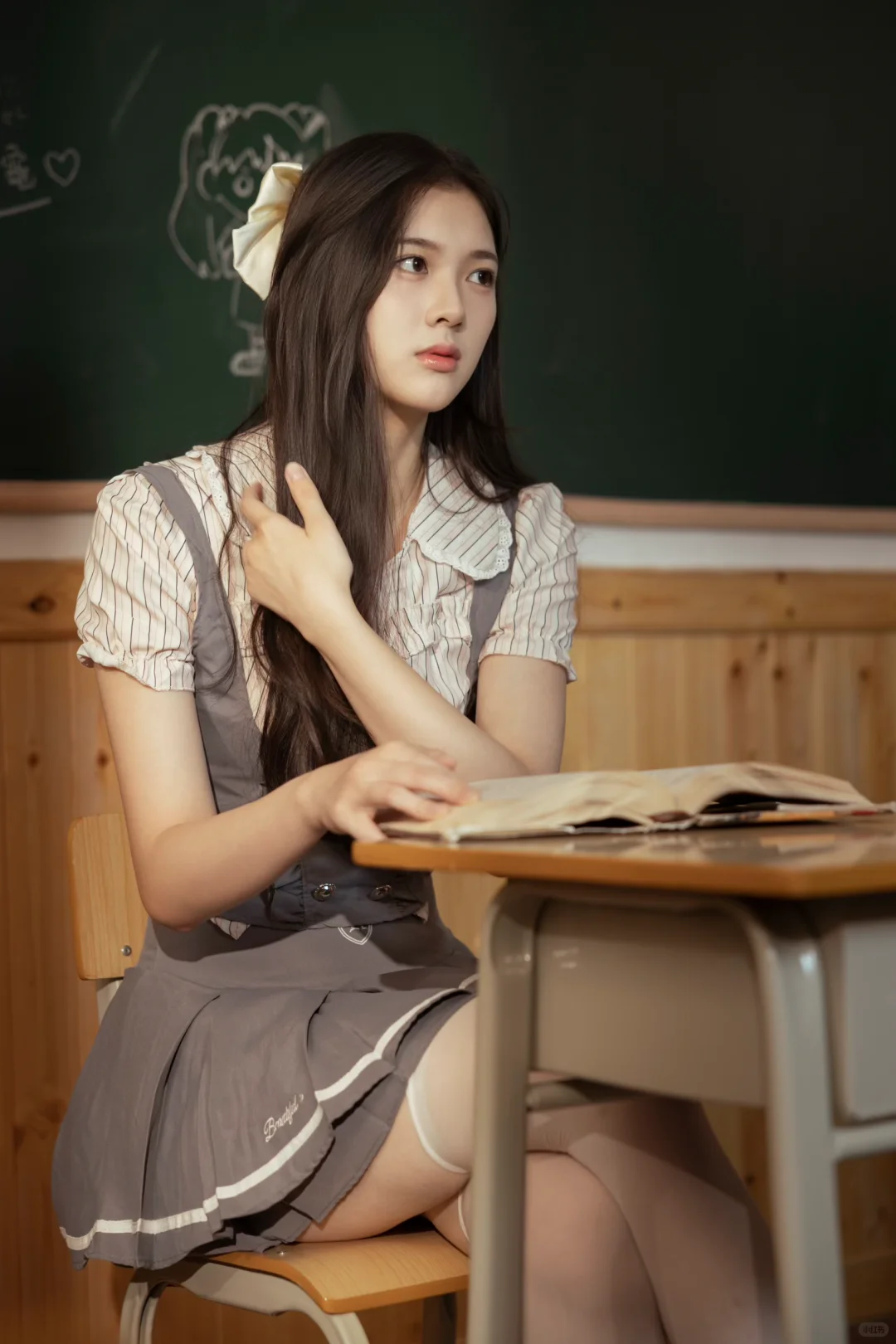 课堂上的梦幻邂逅!她是谁的白月光呢?