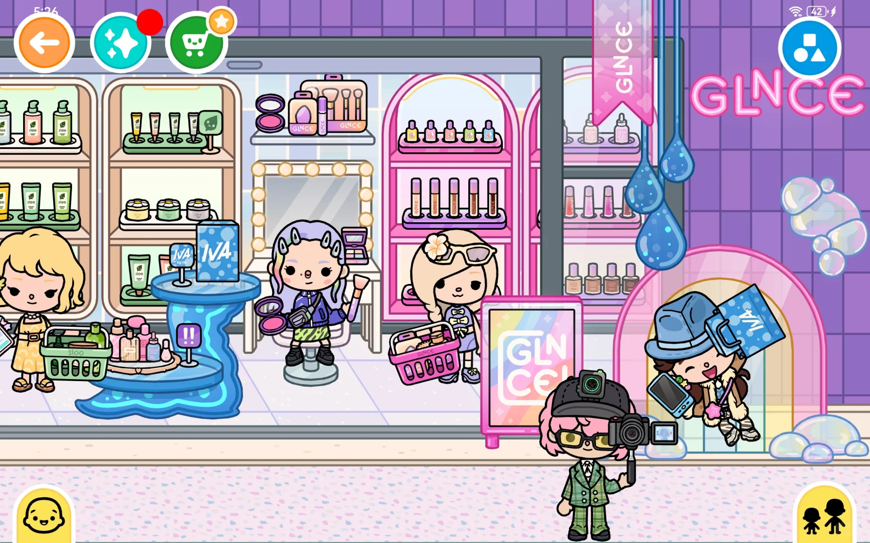 闯入了甜品店和美妆店，太可爱啦！