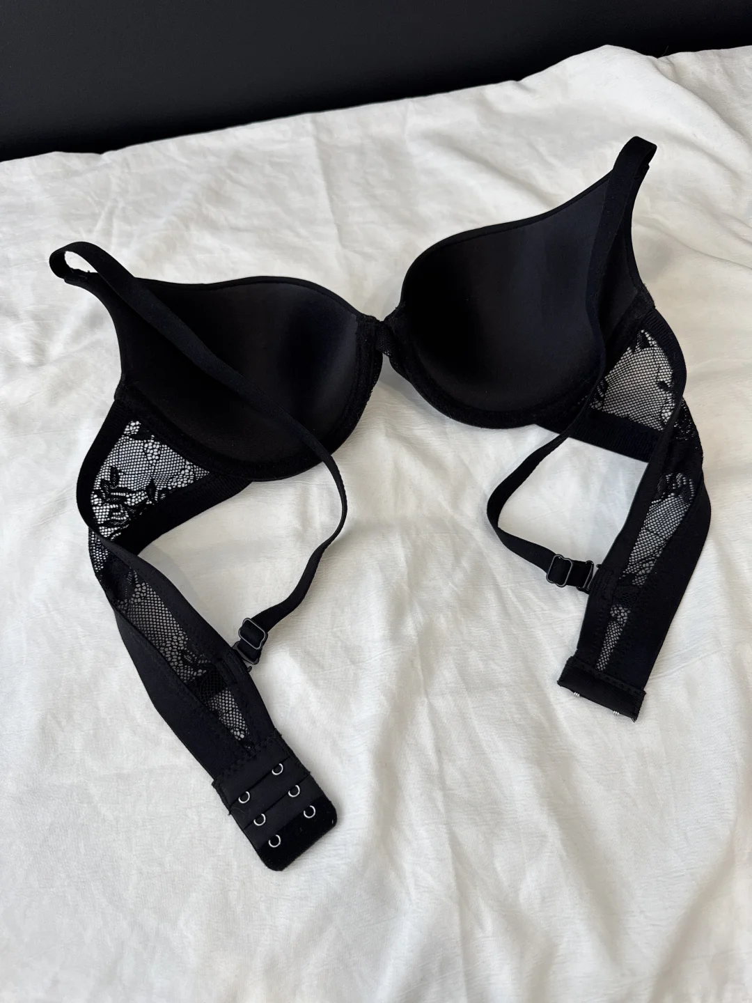 爱上这件简直不要太轻易😌水灵灵有沟了~