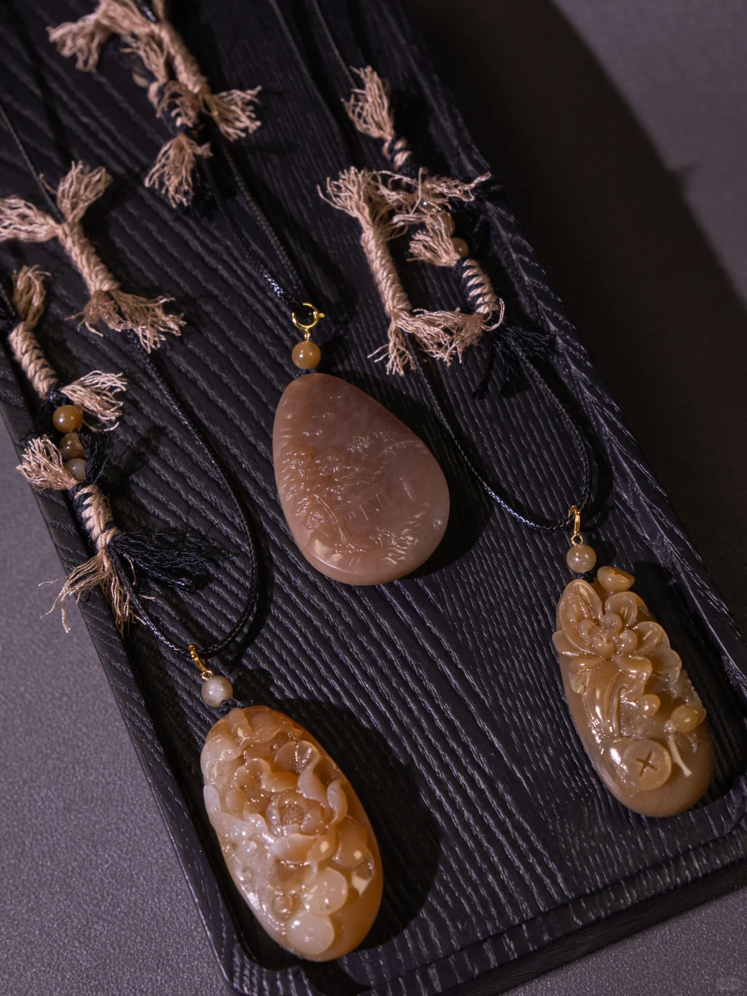 糖色诱人!不是所有的玉都叫且末糖