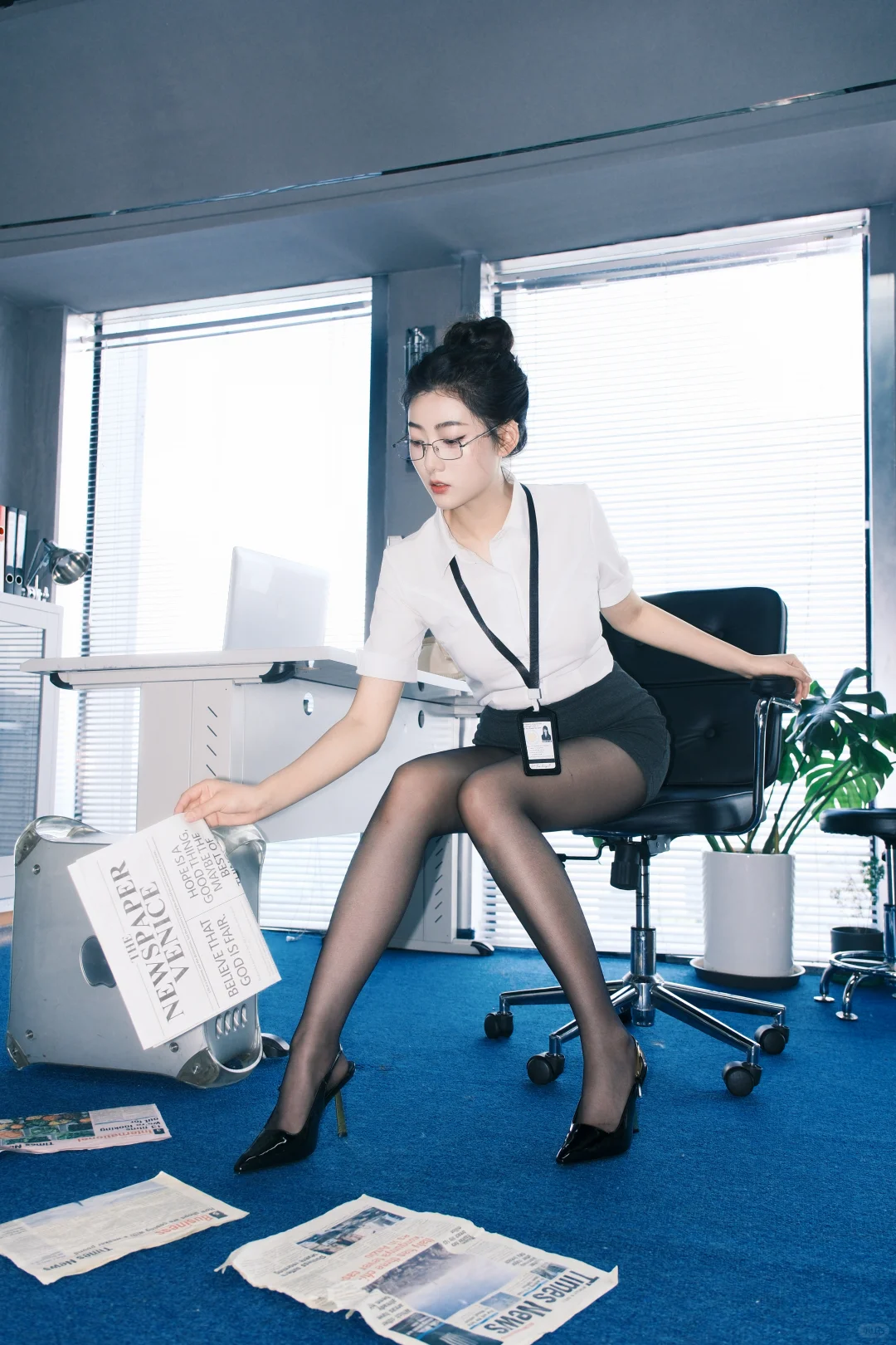 很外向,上班都想坐老板位置