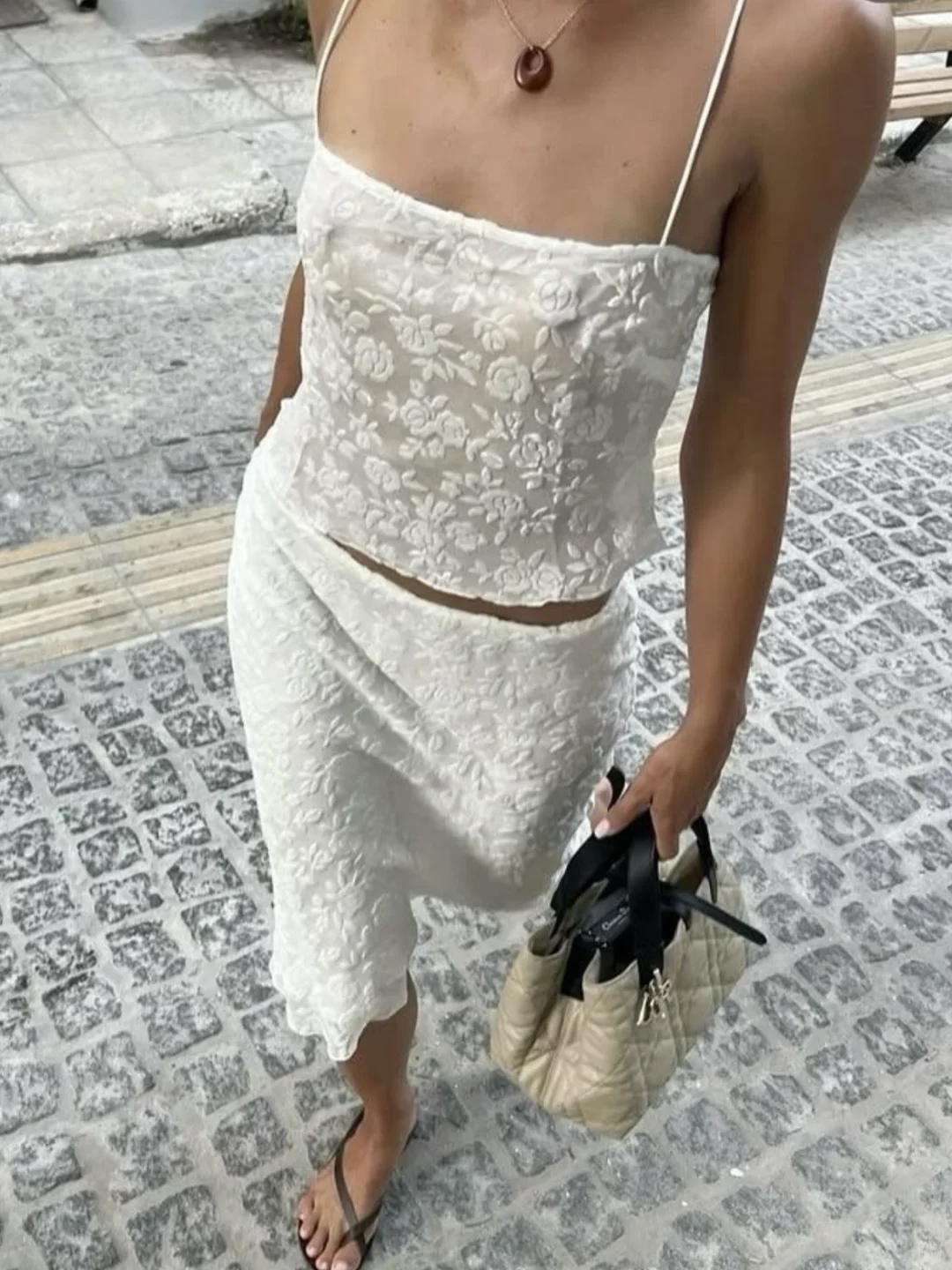 跟着博主学穿搭|蕾丝是可以直抵浪漫的