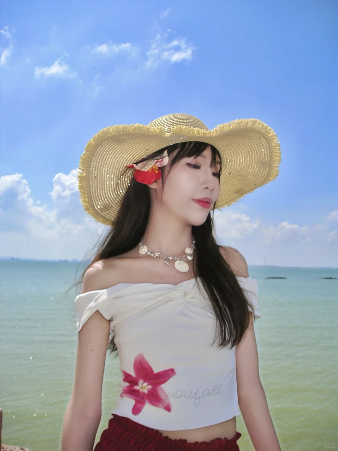 🌊 海边穿搭|把夏日的浪漫穿在身上