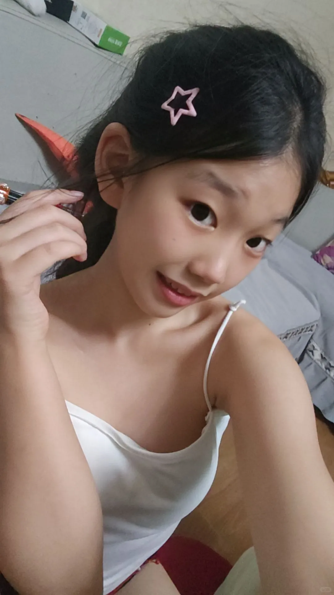 爱上了自己现在的颜值☁️是谁的白月光🌝