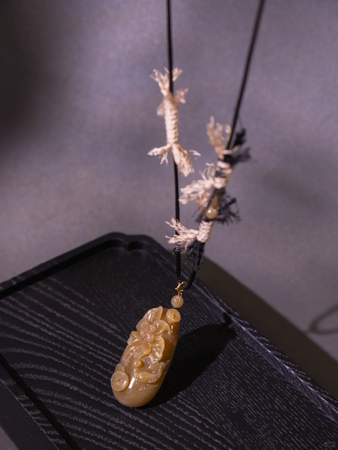 糖色诱人!不是所有的玉都叫且末糖