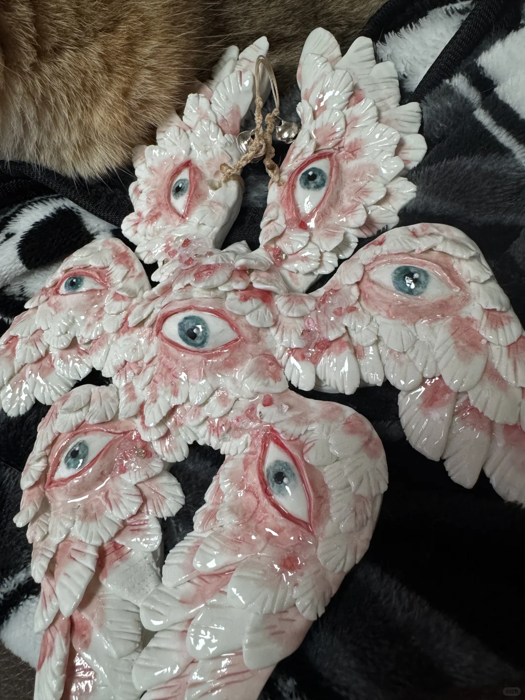 买到了旧约圣经描述中的的炽天使挂件