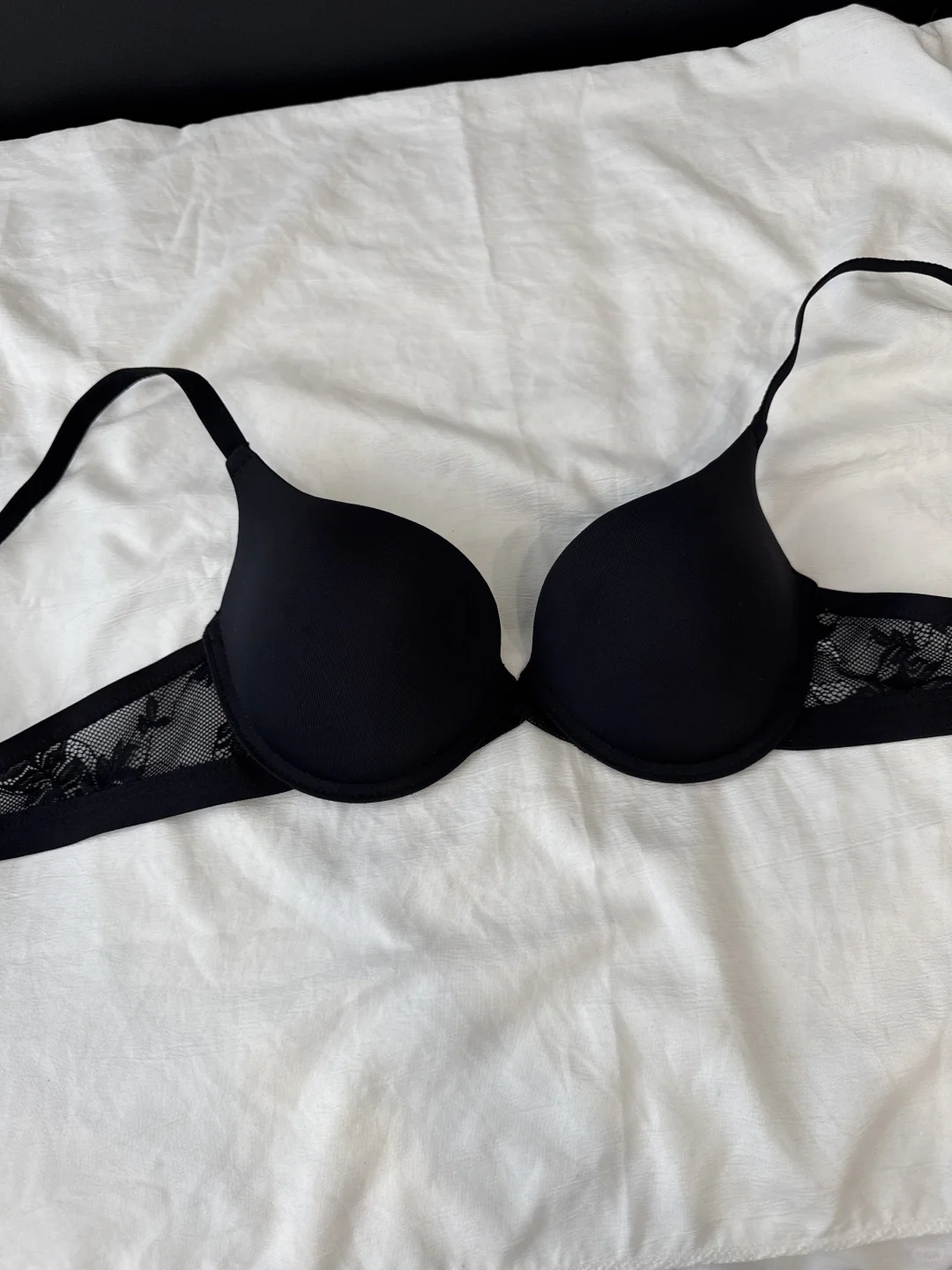 简直是聚拢黑科技!宽间距圆盘胸穿出沟了😭