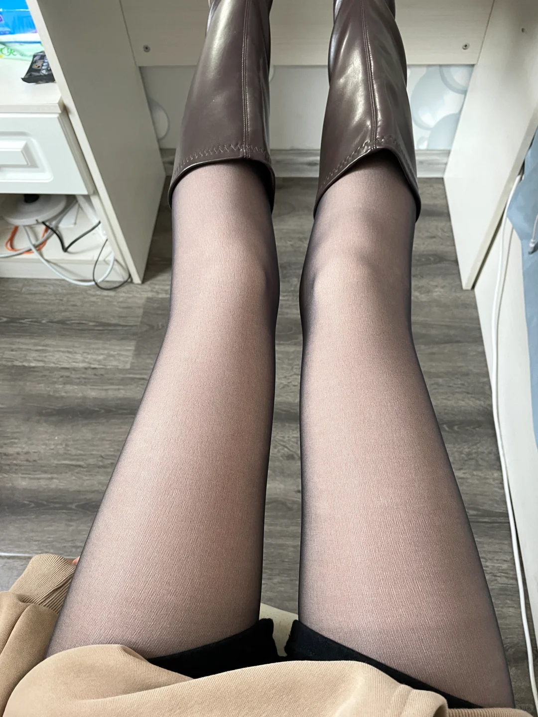 Pxx对不起😭被这条加绒黑丝拿捏住了