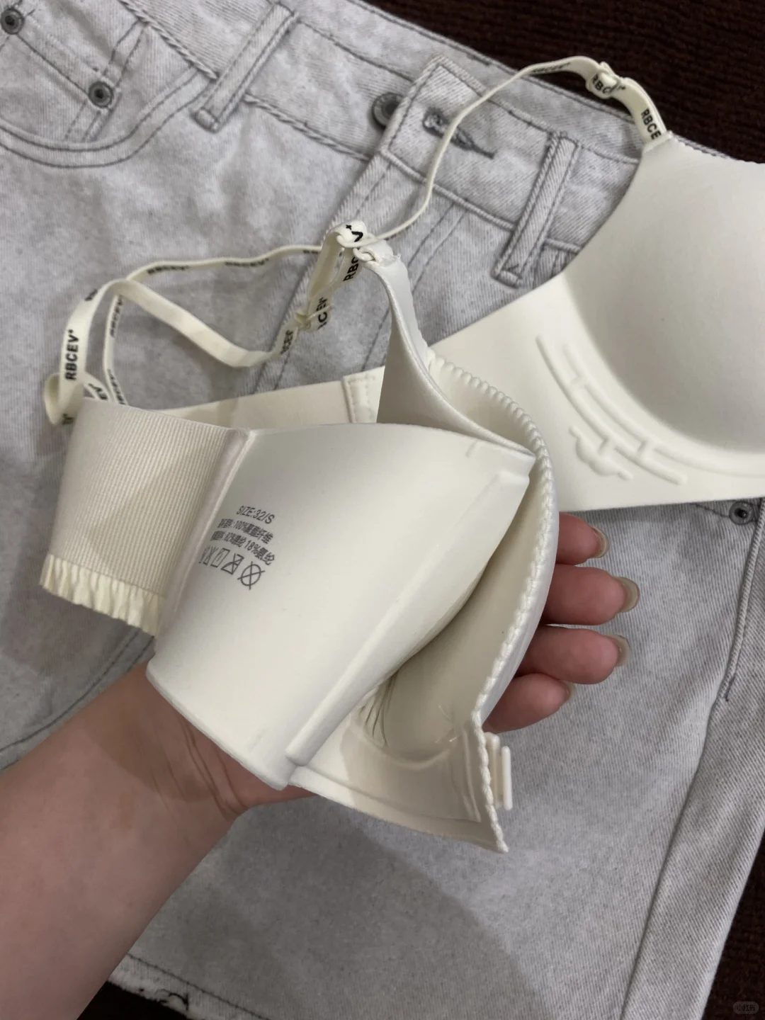 人都麻了。。。这么聚拢谁懂啊!!!75A有钩🪝了!