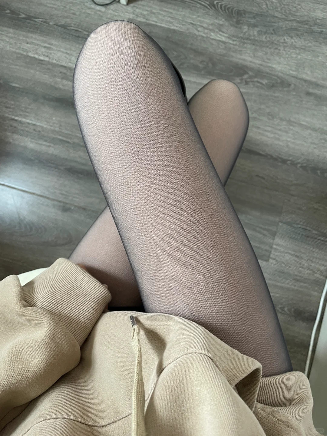 Pxx对不起😭被这条加绒黑丝拿捏住了