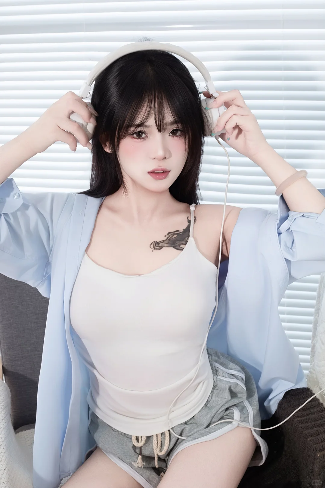 新来的纯欲风小姐姐