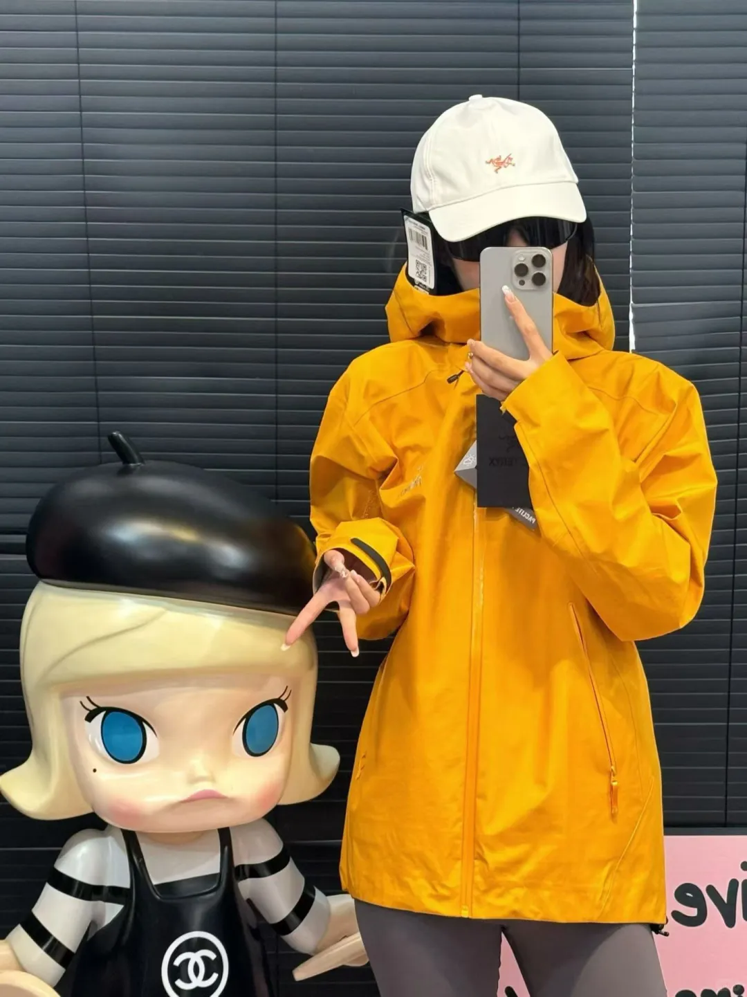 这几个颜色的冲锋衣一个比一个绝,太好看了