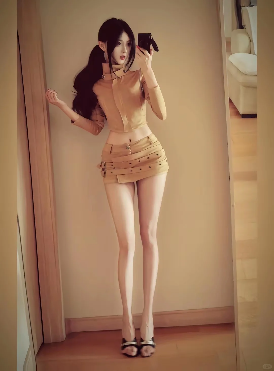 女生美图分享｜对镜贴花黄