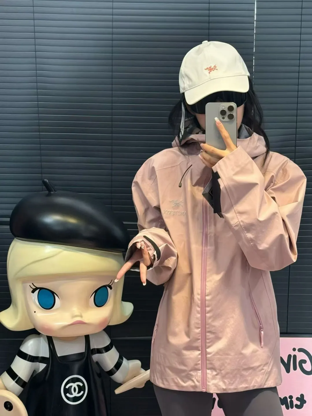 这几个颜色的冲锋衣一个比一个绝,太好看了