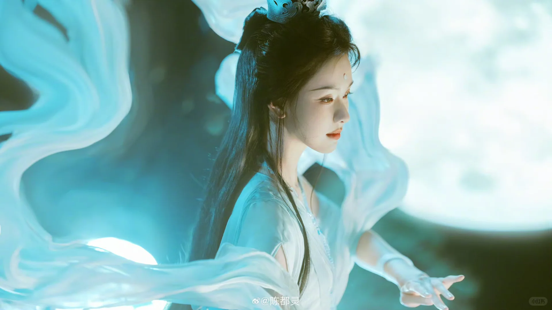 陈都灵的这组玉面观音写真绝啦!