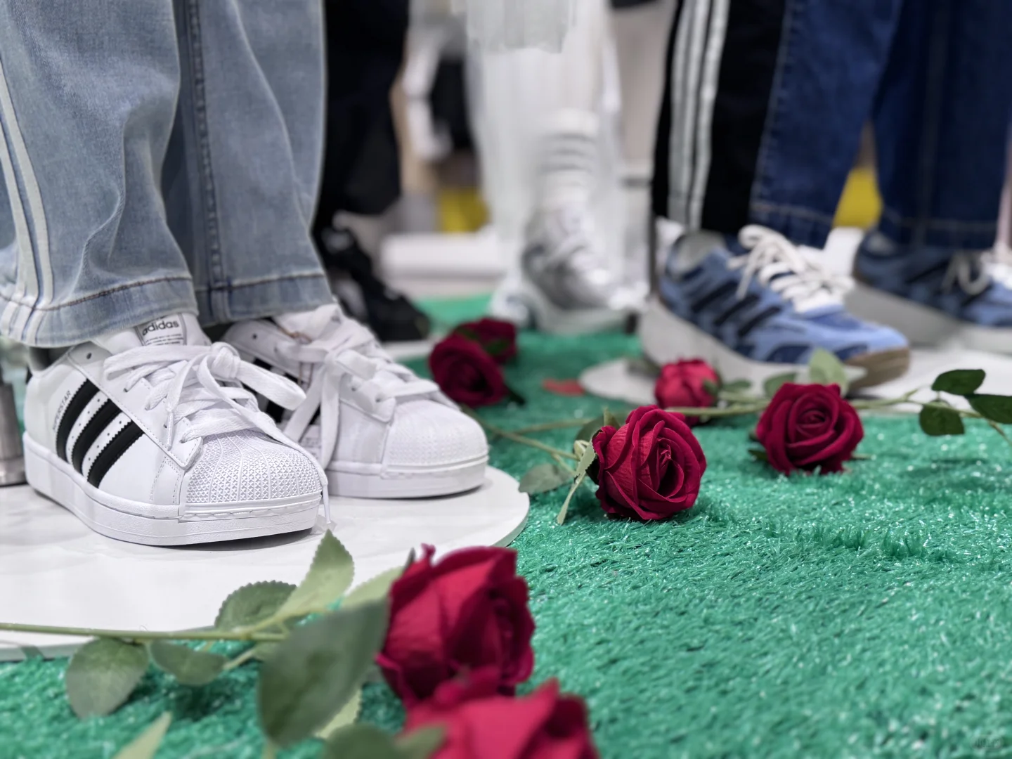 七夕在大庆萨尔图万达阿迪邂逅浪漫运动风