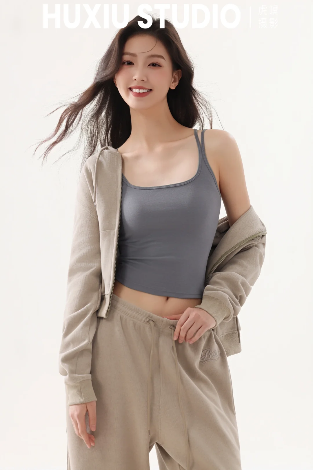 今日份吊带背心搭配拍摄