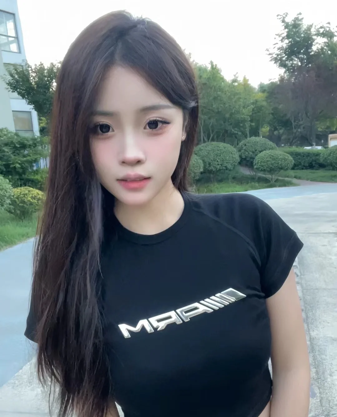 这个照片必须可以网恋好吧